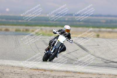media/May-25-2025-Lets Ride (Sun) [[0ff033e448]]/C Group/1140am (Grapevine)/